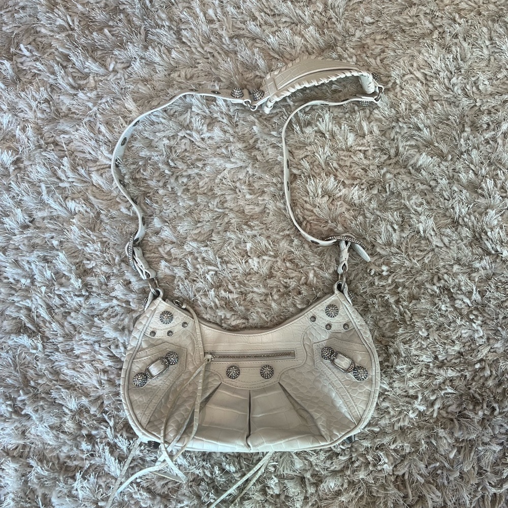 Balenciaga le cagole bag with crystal worn once